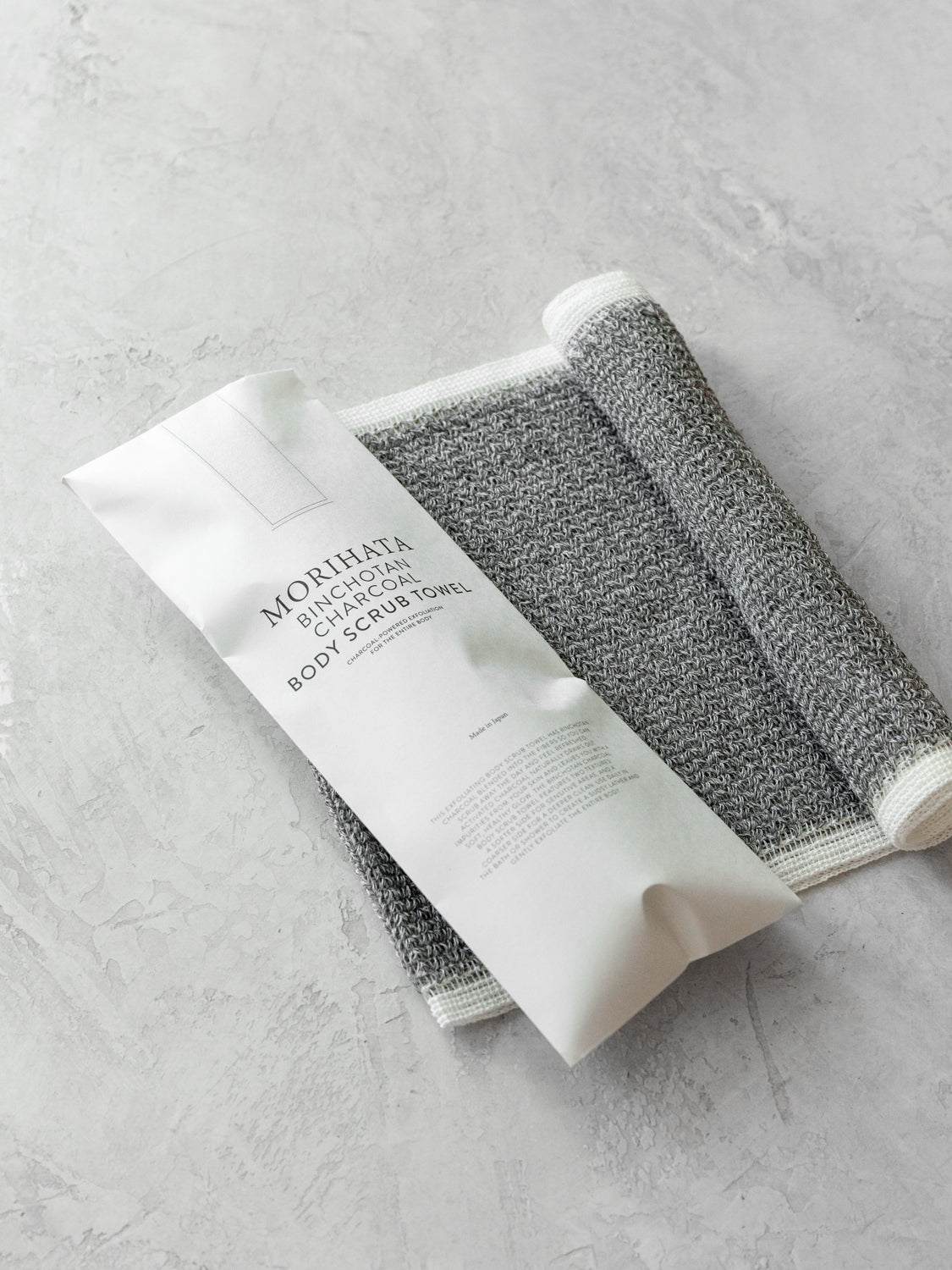 Morihata Binchotan Charcoal Body Scrub Towel - Image 2