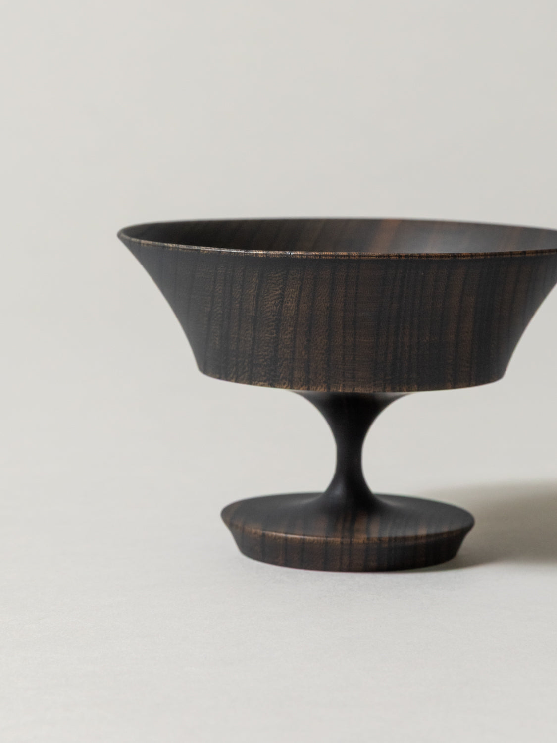 Sinafu Small Stand Bowl - Hasori (Black) - Image 3