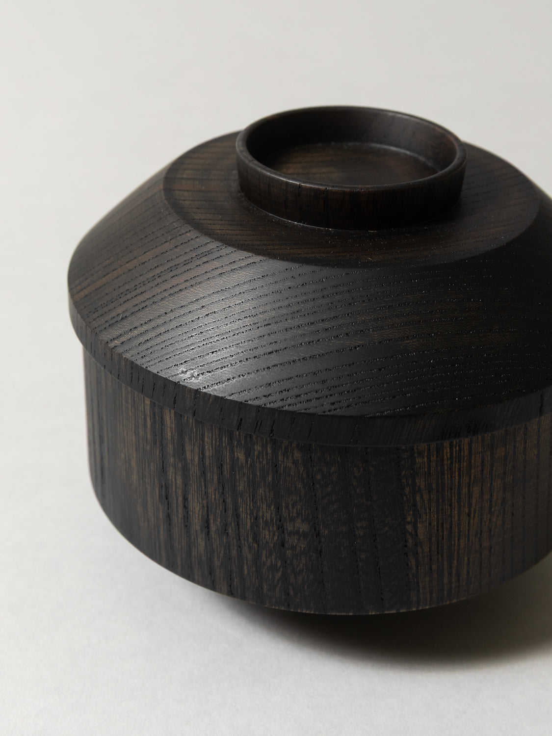 Tsumugi Wooden Bowl with Lid - Mentsuu (Black) - Image 4