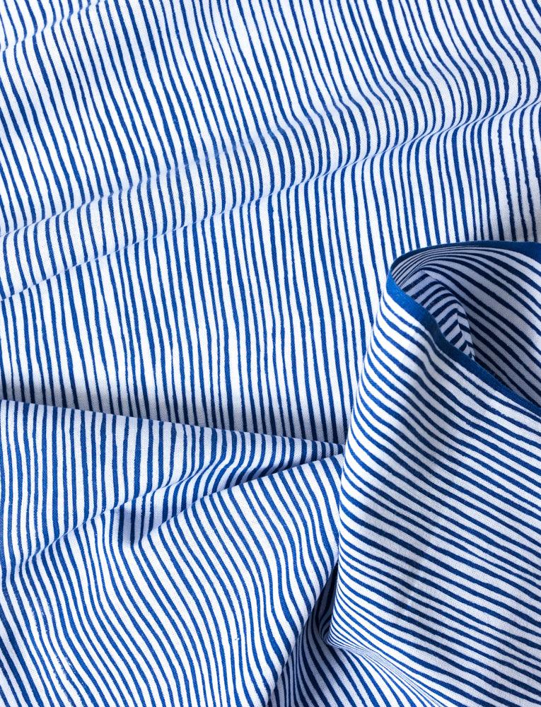 Kamawanu Tenugui - Wavy Blue Stripes - Image 3