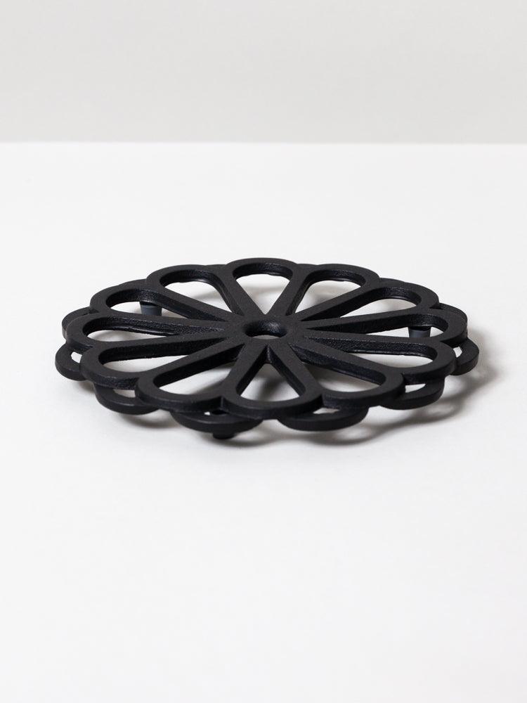 Iwachu Cast Iron Trivet - Kiku - Image 4