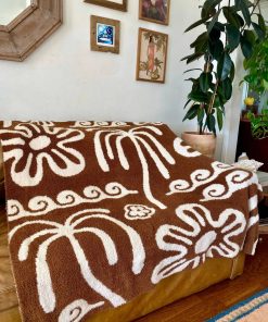 Hanalei Plush Throw - Mocha & Cream