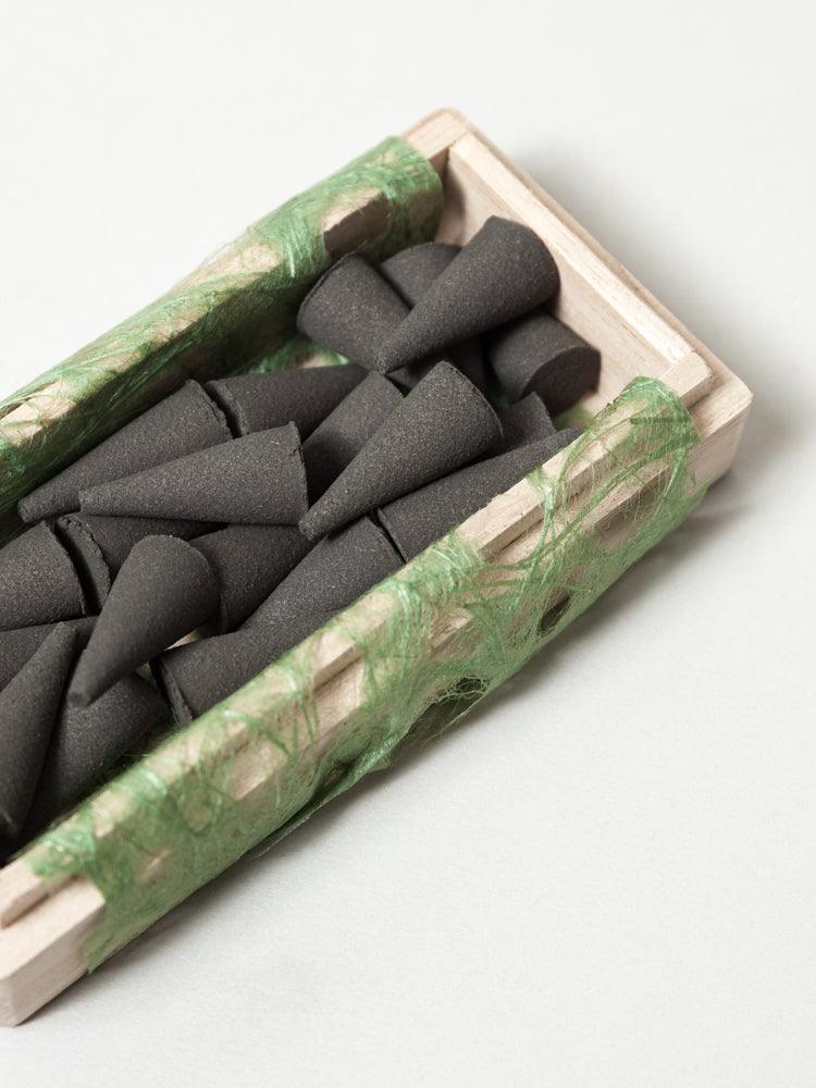 Japan Dry Garden Cone Incense, Box of 21 - Image 5
