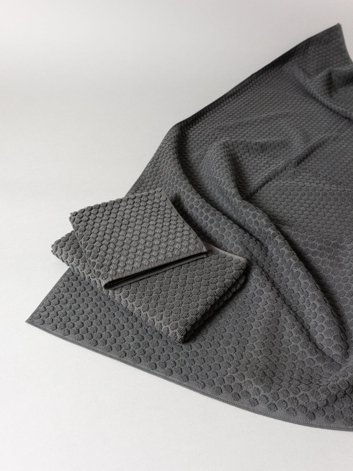 Puchi Puchi Towel - Image 5