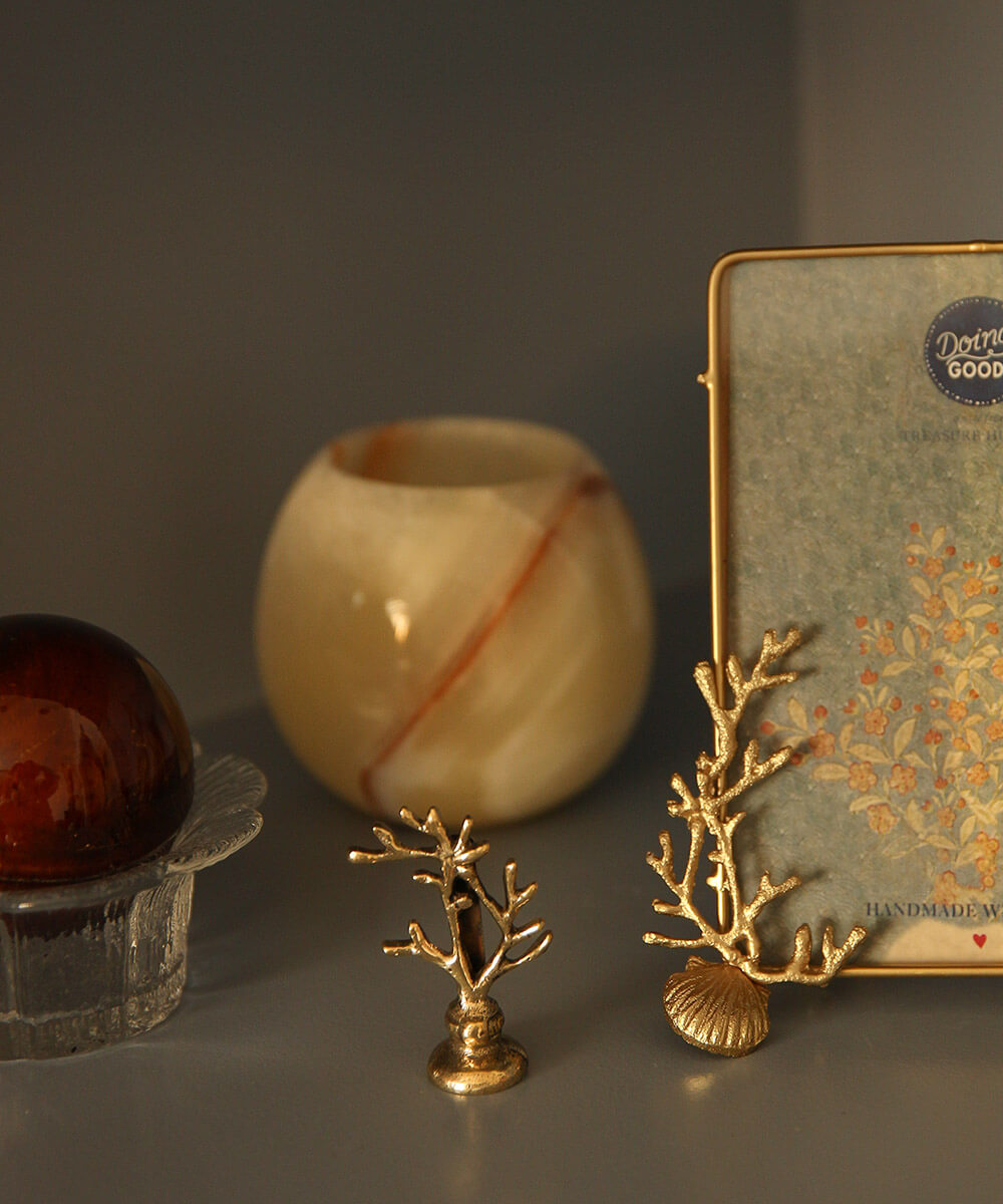 Marie Coral Card Holder - Image 3